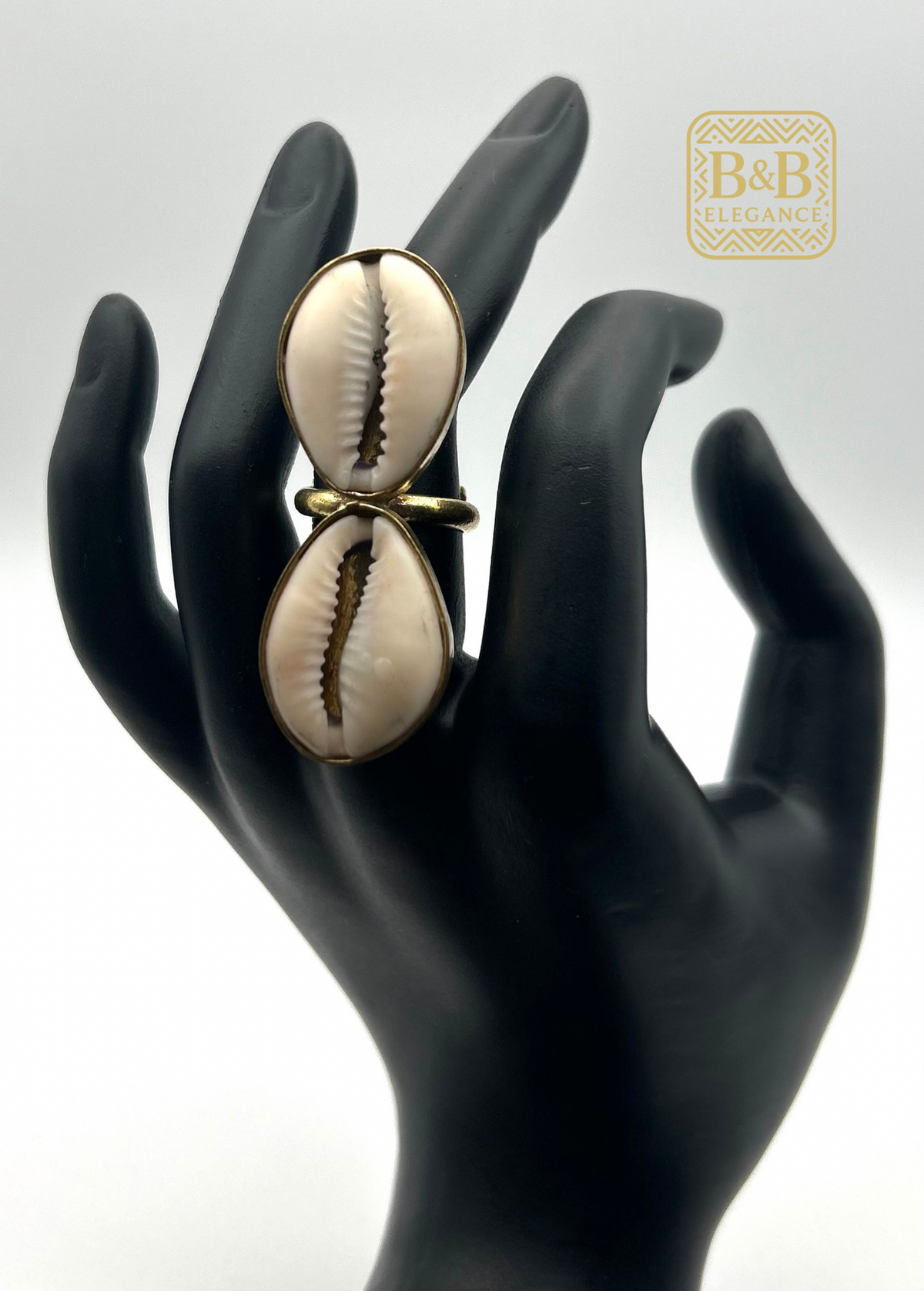Comment nettoyer des bijoux en or : conseils pour vos bijoux
